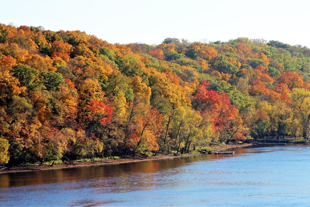 10 Reasons to visit the St. Croix Valley This Fall