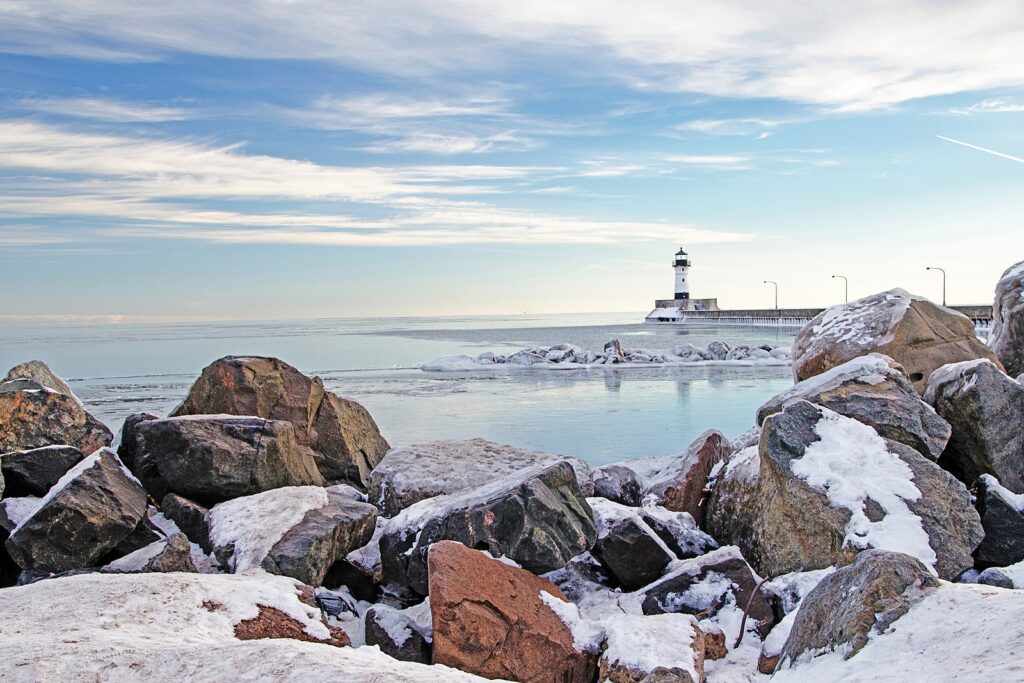 10 of the BEST Things to do in Duluth This Winter